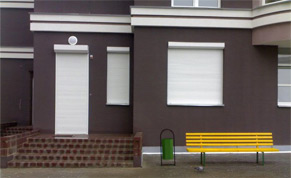 Фото установки роллет на окна